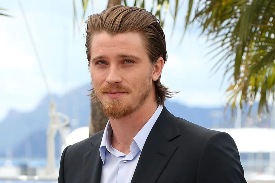 Garrett Hedlund Wife