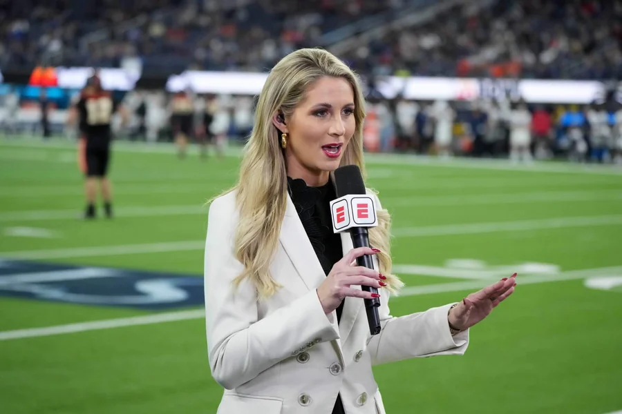 Laura Rutledge Height